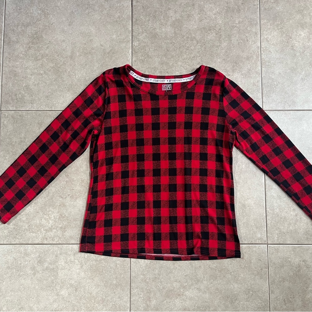 lets get cozy plaid red black pajama top Large